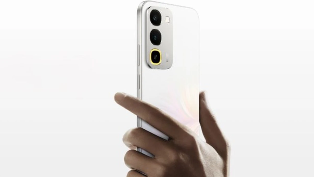 ريلمي تطلق هاتف Realme C100 4G الاقتصادي ببطارية تدوم طويلًا في الأسواق